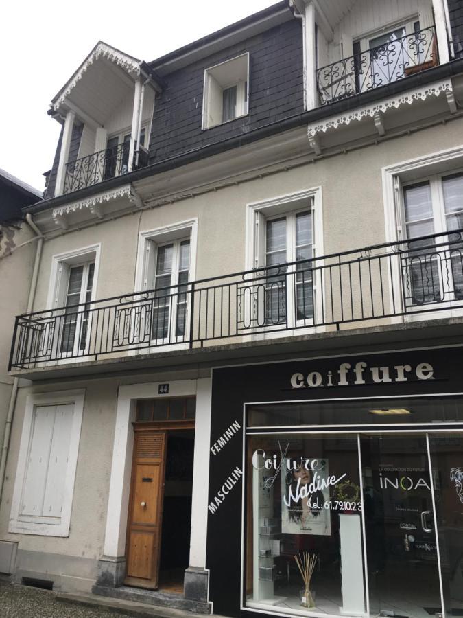 Bel Appartement T3 Au 1Er Etage Avec Cour Interieure Au Rdc - Villa Marie Bagnères-de-Luchon Eksteriør billede
