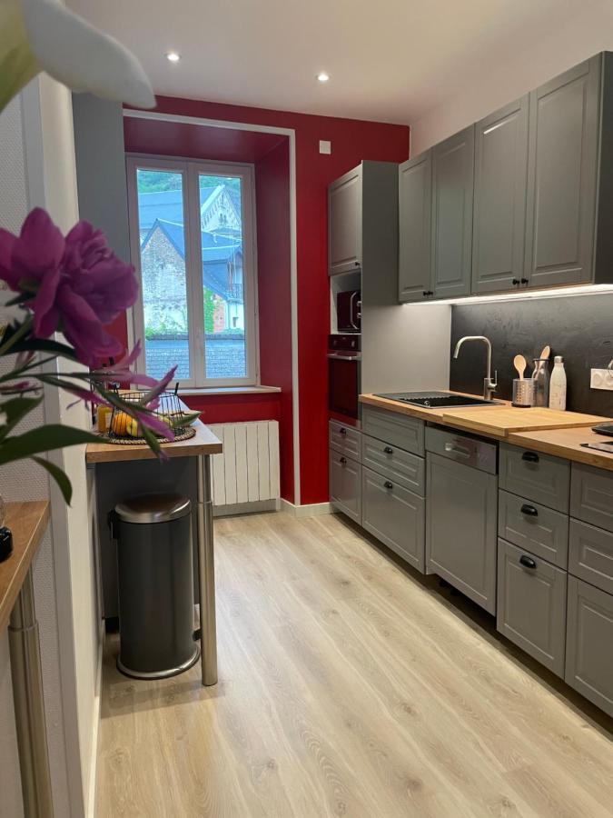 Bel Appartement T3 Au 1Er Etage Avec Cour Interieure Au Rdc - Villa Marie Bagnères-de-Luchon Eksteriør billede