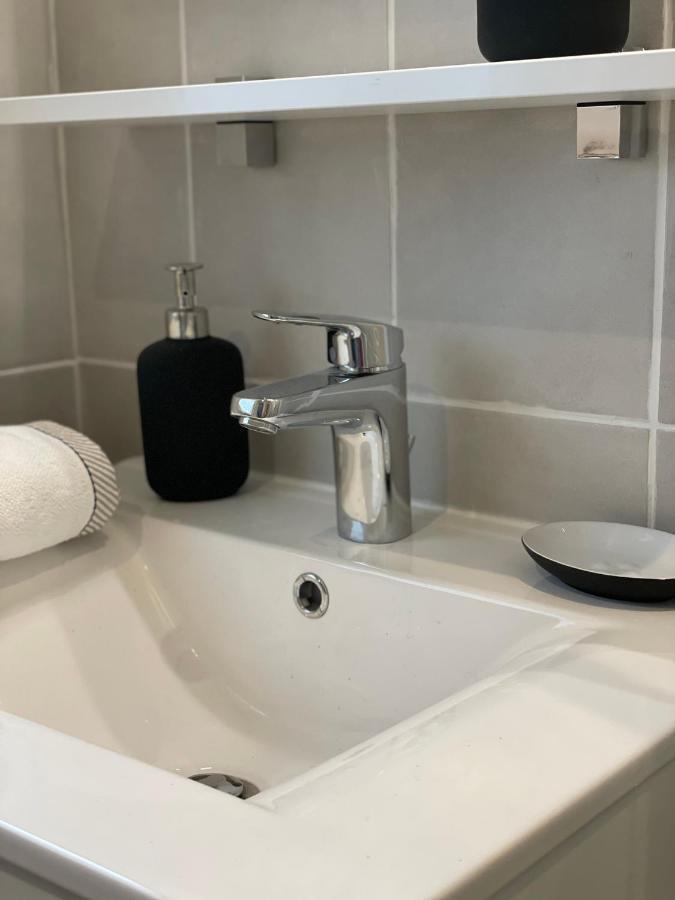 Bel Appartement T3 Au 1Er Etage Avec Cour Interieure Au Rdc - Villa Marie Bagnères-de-Luchon Eksteriør billede