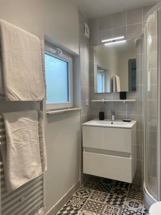 Bel Appartement T3 Au 1Er Etage Avec Cour Interieure Au Rdc - Villa Marie Bagnères-de-Luchon Eksteriør billede